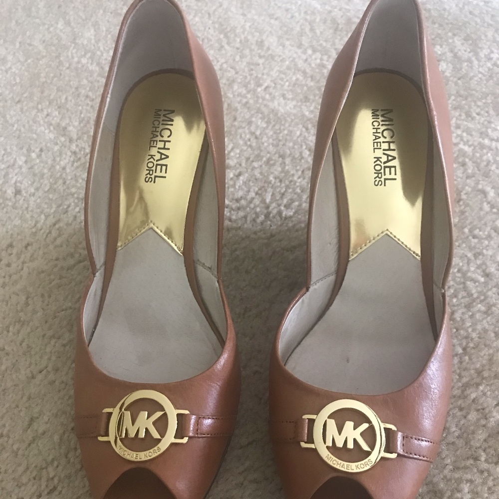 Michael Kors Peep Toe Wedge Size 8